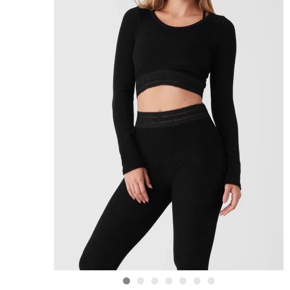 ALO Yoga Seamless Luxe Terry Cuddle Coverup Black Crop Top